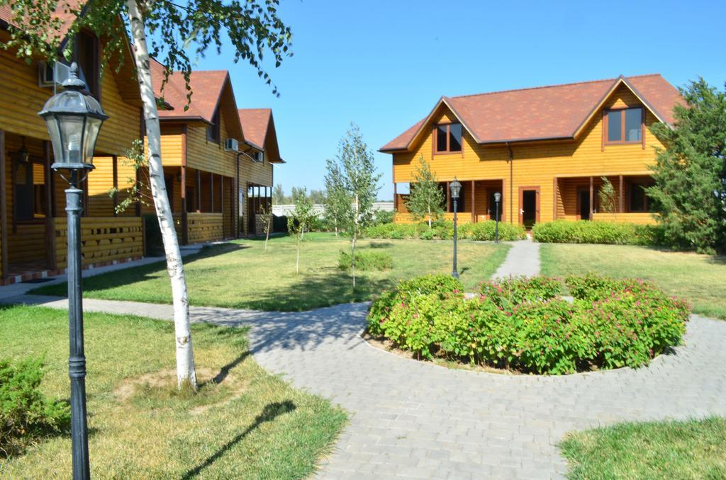 Panska Hata Hotel Nyzhnya Khortytsya ภายนอก รูปภาพ