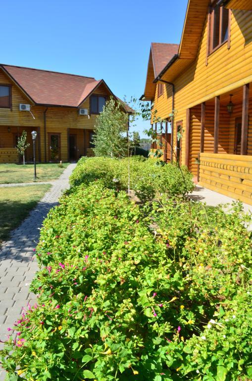 Panska Hata Hotel Nyzhnya Khortytsya ภายนอก รูปภาพ