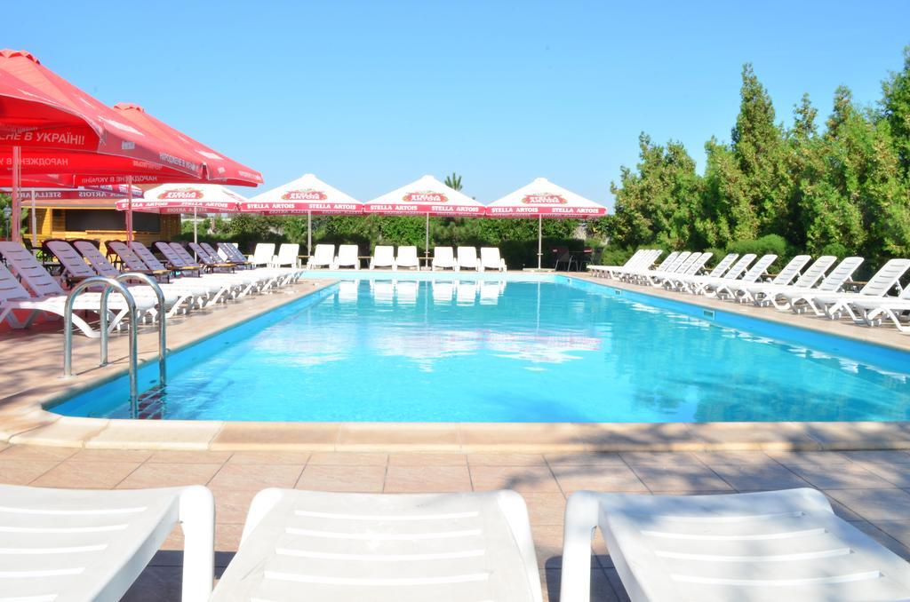 Panska Hata Hotel Nyzhnya Khortytsya ภายนอก รูปภาพ