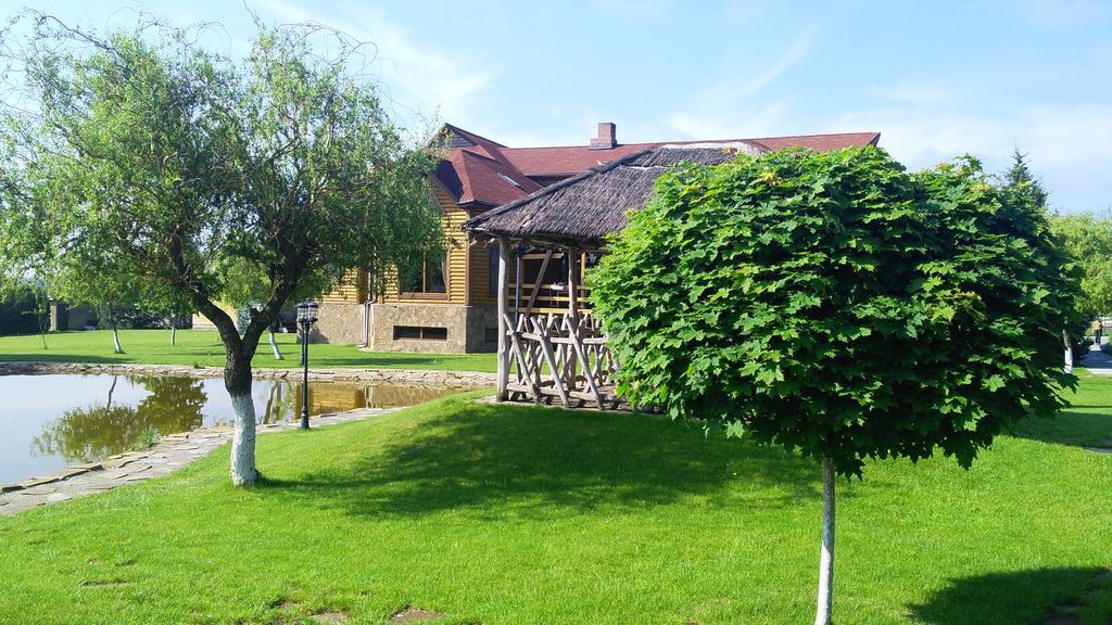 Panska Hata Hotel Nyzhnya Khortytsya ภายนอก รูปภาพ